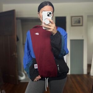 Nike Woman’s Sweater